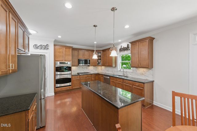 776 Legend Oaks Drive, Chapel Hill, NC 27517