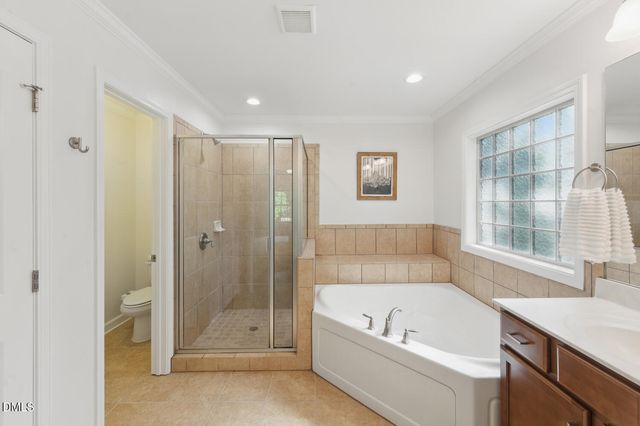 776 Legend Oaks Drive, Chapel Hill, NC 27517