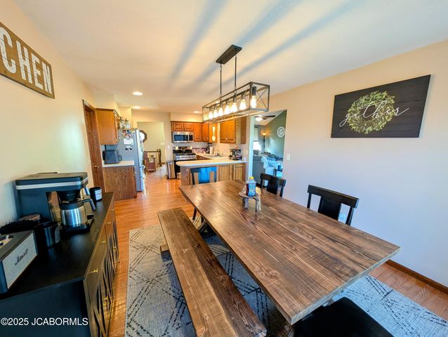 1637 CAPITOL VIEW DRIVE, Holts Summit, MO 65043