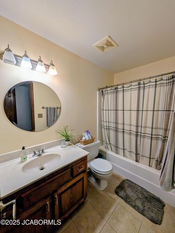 1637 CAPITOL VIEW DRIVE, Holts Summit, MO 65043