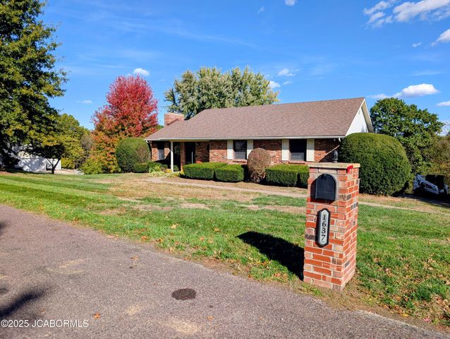 1637 CAPITOL VIEW DRIVE, Holts Summit, MO 65043