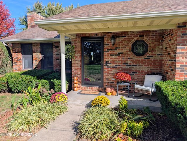 1637 CAPITOL VIEW DRIVE, Holts Summit, MO 65043