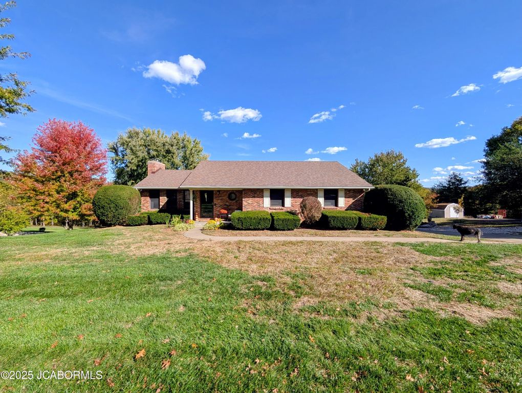 1637 CAPITOL VIEW DRIVE, Holts Summit, MO 65043