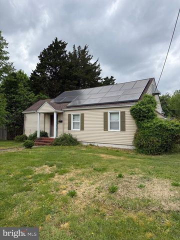 827 E DIVISION ST, Dover, DE 19901