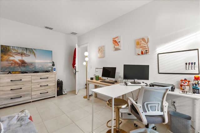 375 PINK IBIS BEND, St Cloud, FL 34772