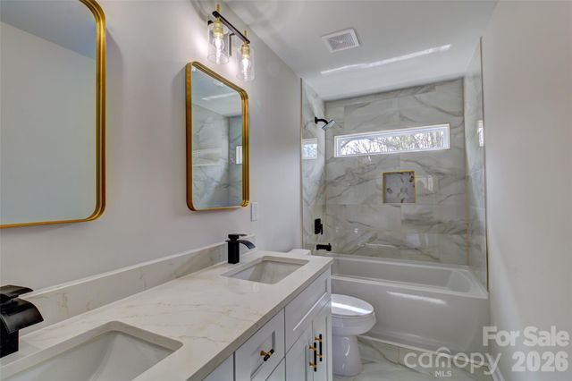 902 N Mountain Street, Cherryville, NC 28021