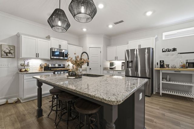 1474 Cotillion Dr, Murfreesboro, TN 37128