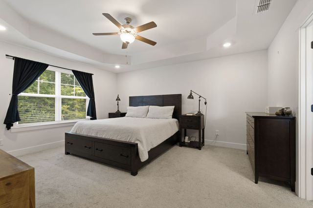 1474 Cotillion Dr, Murfreesboro, TN 37128