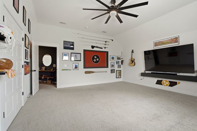 1474 Cotillion Dr, Murfreesboro, TN 37128