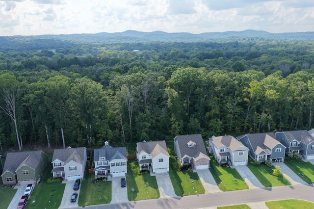 1474 Cotillion Dr, Murfreesboro, TN 37128