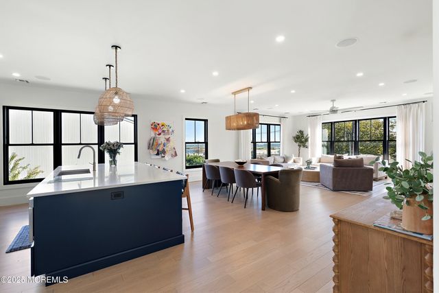 25 Portland Road, Highlands, NJ 07732