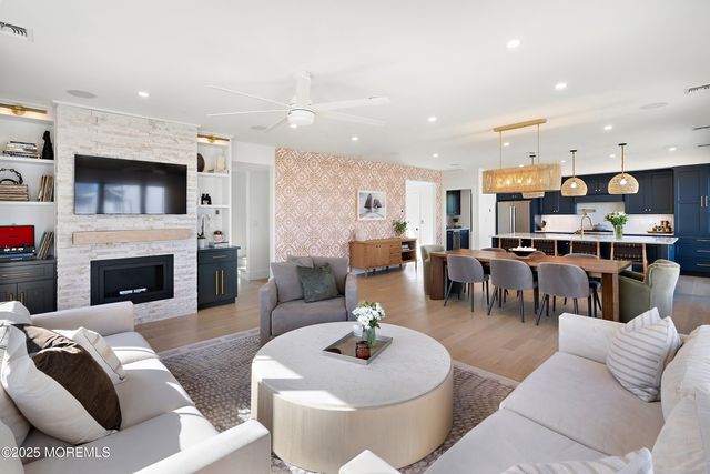 25 Portland Road, Highlands, NJ 07732