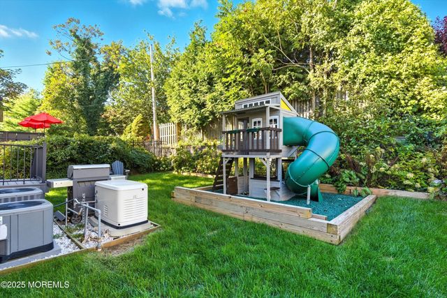 25 Portland Road, Highlands, NJ 07732