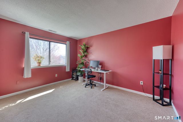 78 Silo Way 78, Bloomfield, CT 06002