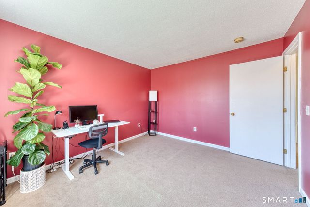 78 Silo Way 78, Bloomfield, CT 06002