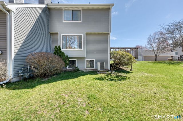 78 Silo Way 78, Bloomfield, CT 06002