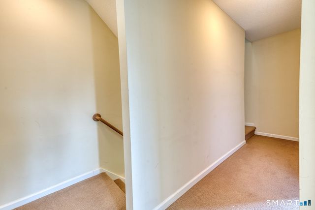 78 Silo Way 78, Bloomfield, CT 06002