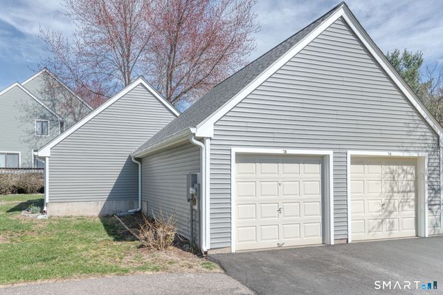 78 Silo Way 78, Bloomfield, CT 06002