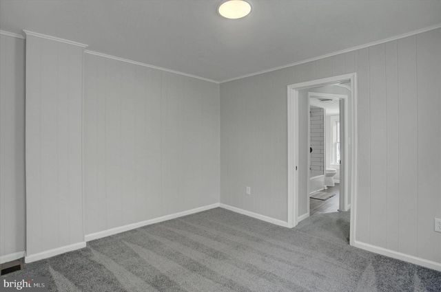 828 BROAD ST, Chambersburg, PA 17201