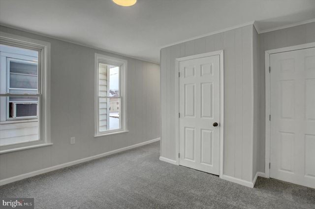 828 BROAD ST, Chambersburg, PA 17201