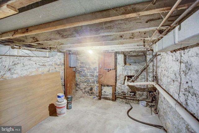 828 BROAD ST, Chambersburg, PA 17201