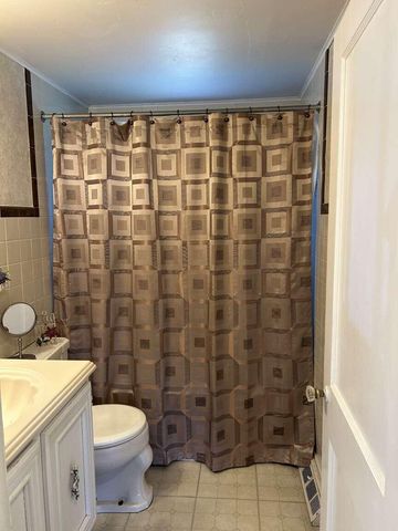 44 Trotters Lane, West Dennis, MA 02670