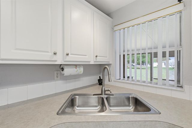 2808 Slice Court, Port St. Lucie, FL 34952