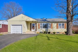 1322 Lakeview Street, Johnsburg, IL 60051