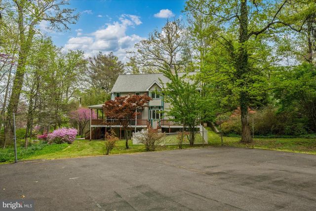 6013 SELVYN RD, Bethesda, MD 20817