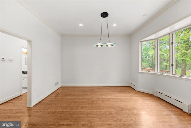 6013 SELVYN RD, Bethesda, MD 20817