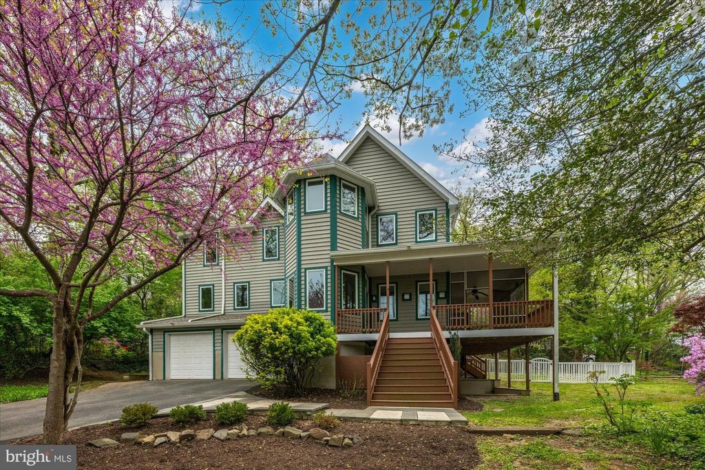 6013 SELVYN RD, Bethesda, MD 20817