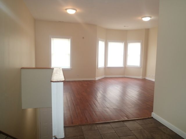5318 S Wells Street 2, Chicago, IL 60609