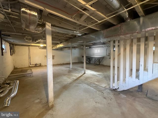 24 KESWICK AVE, Ewing, NJ 08628