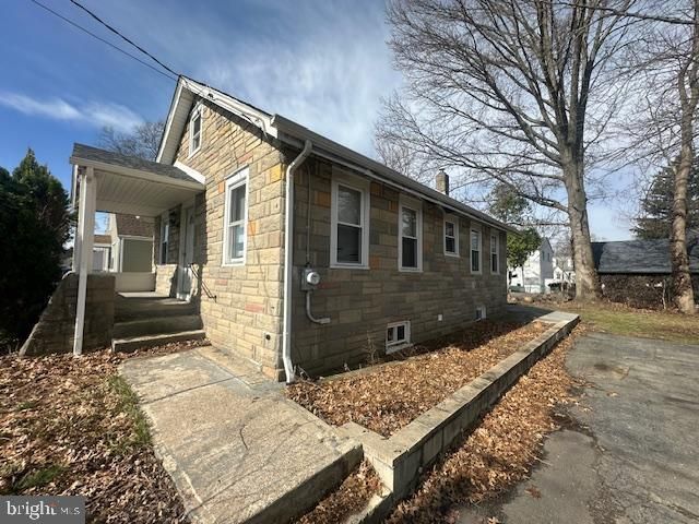 24 KESWICK AVE, Ewing, NJ 08628
