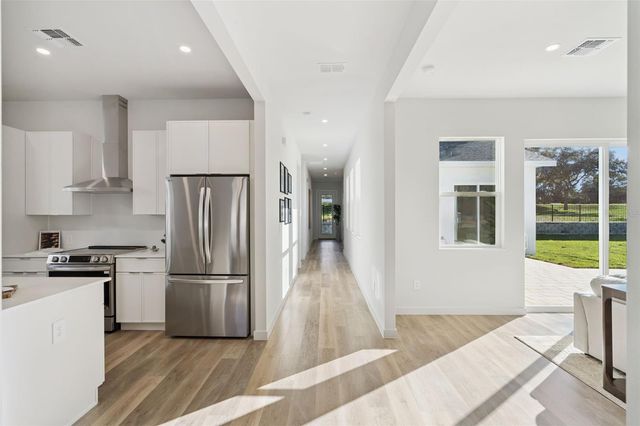 454 SKYFIELD COURT, Lady Lake, FL 32159