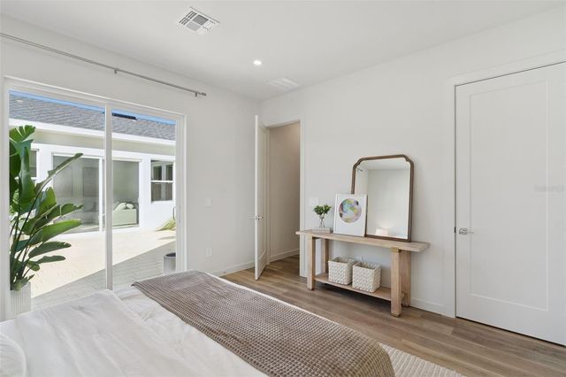 454 SKYFIELD COURT, Lady Lake, FL 32159