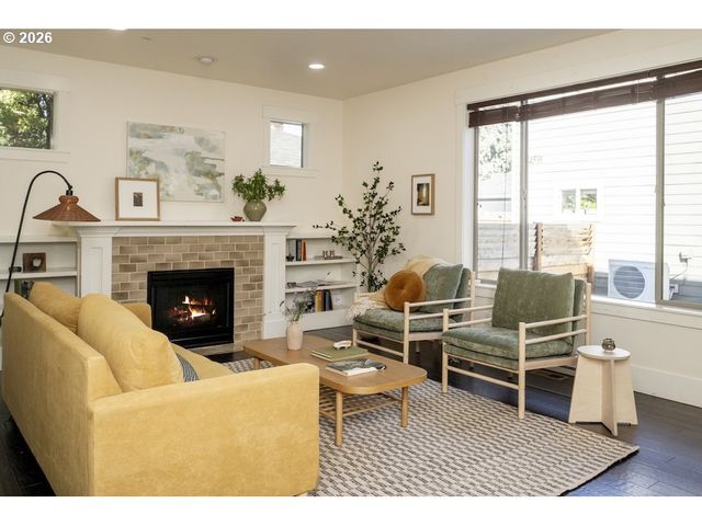 5545 N HARVARD St, Portland, OR 97203
