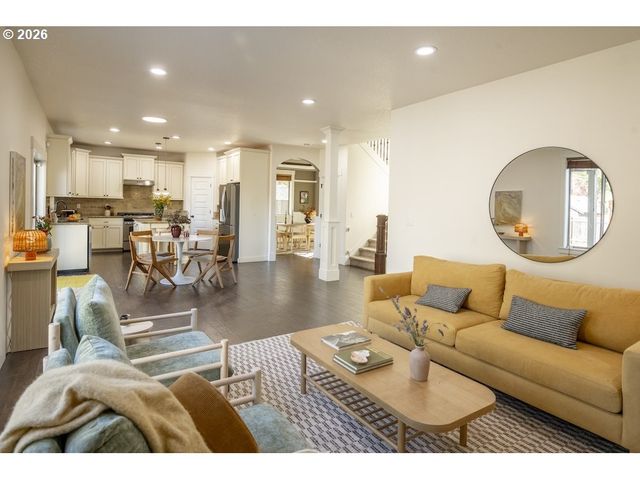 5545 N HARVARD St, Portland, OR 97203