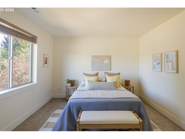 5545 N HARVARD St, Portland, OR 97203