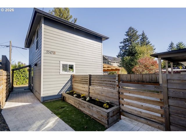5545 N HARVARD St, Portland, OR 97203