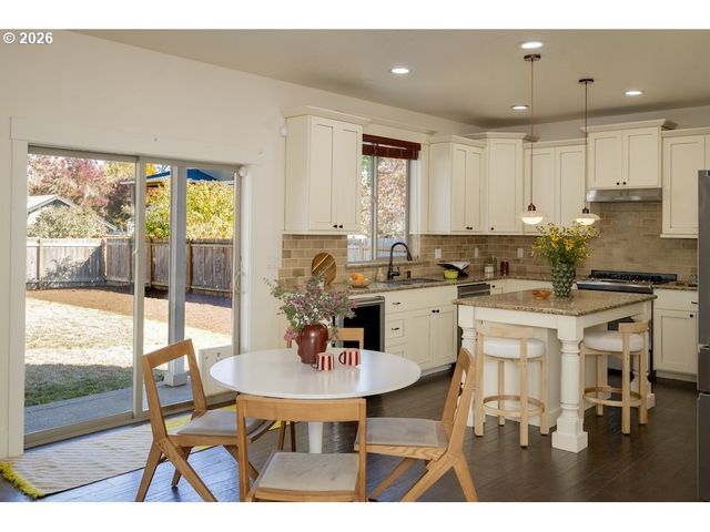 5545 N HARVARD St, Portland, OR 97203