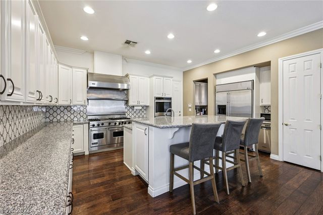 8088 Dark Hollow Place, Las Vegas, NV 89117