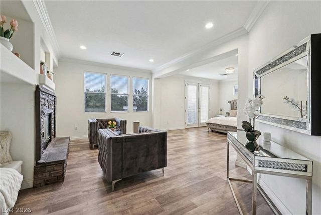 8088 Dark Hollow Place, Las Vegas, NV 89117