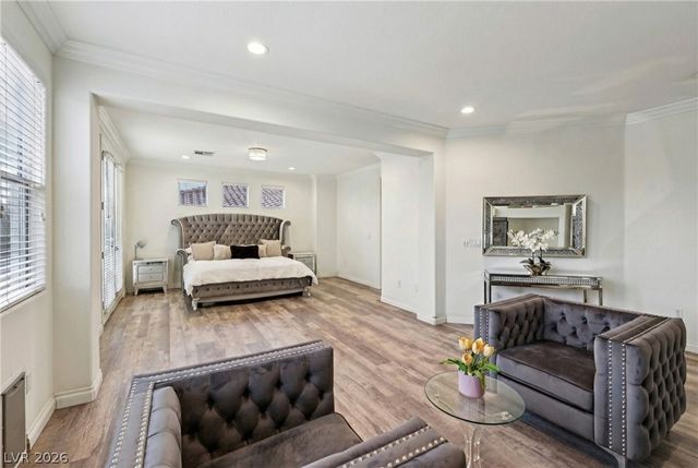 8088 Dark Hollow Place, Las Vegas, NV 89117