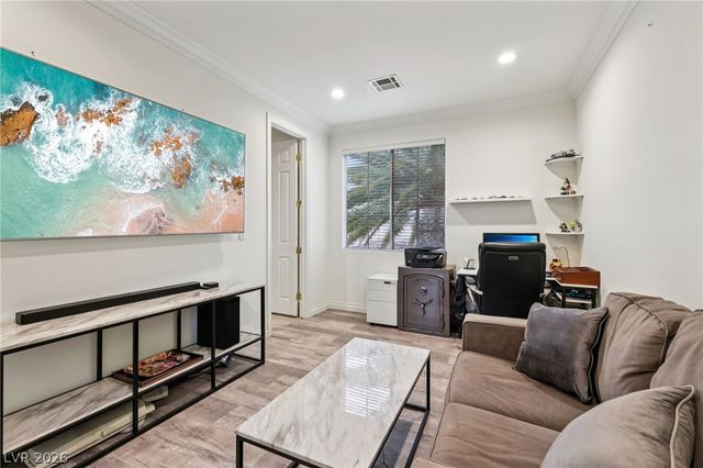 8088 Dark Hollow Place, Las Vegas, NV 89117