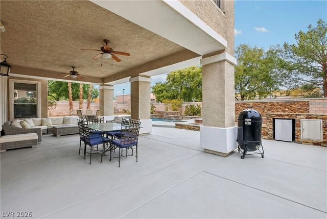 8088 Dark Hollow Place, Las Vegas, NV 89117