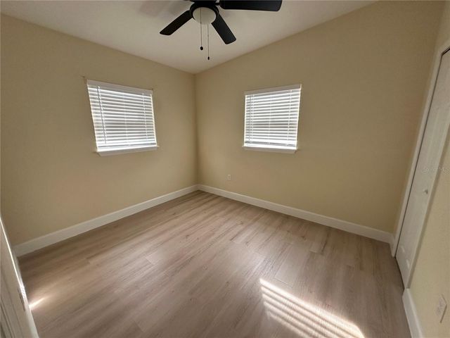 3416 W OAKELLAR AVENUE, Tampa, FL 33611