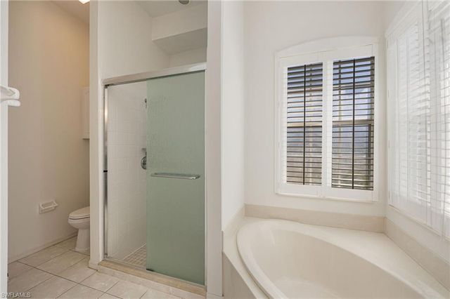 3733 Royal Wood BLVD, Naples, FL 34112