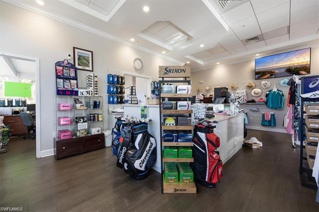 3733 Royal Wood BLVD, Naples, FL 34112