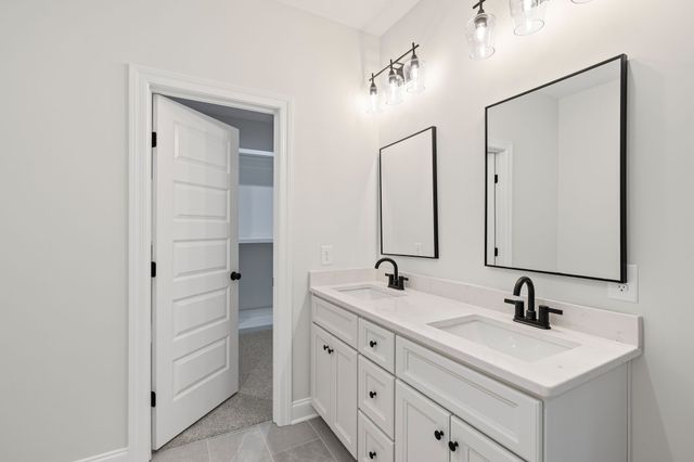 107 Stonebrook Dr, Shelbyville, TN 37160